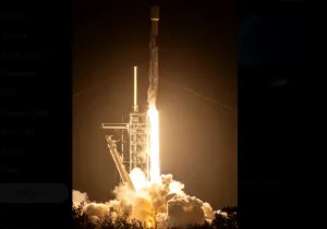 O rachetă SpaceX scăpată de sub control va lovi Luna cu o viteză de peste 8.700 km/h. Va crea un crater cu un diametru de 27 de metri
