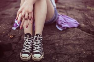 O tânără de 18 ani ar fi fost drogată și agresată sexual la finalul banchetului de absolvire a liceului
