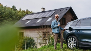 Panouri solare pentru locuințe mici: merită investiția dacă ai consum redus?
