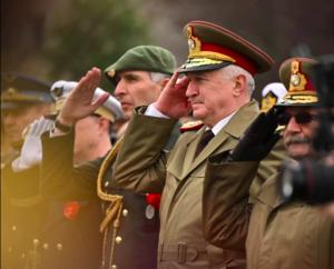 Pensionarii speciali ar putea rămâne fără locuințe de serviciu. Cei din Justiție plătesc chirie de cel mult 200 de lei
