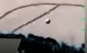 Pentagonul publică o înregistrare video cu un OZN care zboară deasupra unei zone de luptă activă din Orientul Mijlociu VIDEO