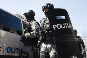 Peste 230 de percheziţii în Capitală şi în 28 de judeţe, în cadrul a 15 dosare de criminalitate organizată