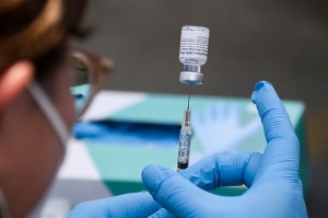 Pfizer și FDA sunt obligate prin ordin judecătoresc să publice sute de mii de pagini care cuprind date despre siguranța vaccinurilor!