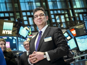 Pfizer - noul rege al Big Pharma stă pe un munte de bani!