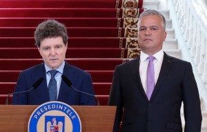 PNL își exclude „puciștii