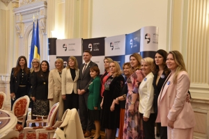 Premieră națională: femeile din politică, administrație și afaceri, pentru prima dată la aceeași masă de dialog constructiv