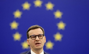 Premierul polonez denunţă oligarhia Germaniei şi Franţei în UE!