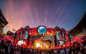 Preotul Tănăsescu: 