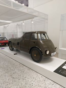 Primul automobil aerodinamic din lume a fost restaurat complet: