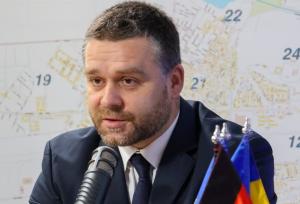 Probleme în CV-ul noului primar general. Universitatea București neagă funcția pe care Ciprian Ciucu susține că a ocupat-o
