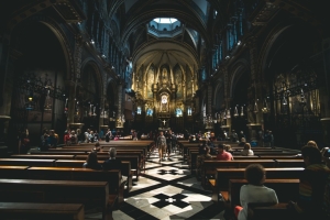 Religia poate avea același efect ca și consumul de droguri: Organul din corp ce declanșează fenomenul, anunțat de Oxford
