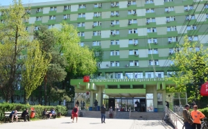 Revoltă la Spitalul Județean din Timișoara - angajații susțin că unitatea este condusă de doi concubini și reclamă cumpărarea de materiale sanitare la suprapreț!
