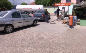 România a anunțat oficial Comisia Europeană că NU vrea să renunțe la vânzarea de mașini noi pe motorină și benzină în 2035