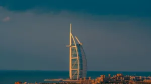 Românii care au pierdut bani achiziționând proprietați în Orașul-Fantomă: Mitul Dubaiului se prăbușește - economie la pământ, fără turiști: 