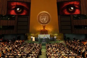 Rugăciunea ONU folosită pentru a-l chema pe Anticrist. Un istoric care s-a infiltrat într-un ordin ocult conectat la Națiunile Unite rupe un deceniu de tăcere