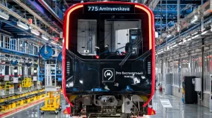 Rusia a ajuns să aibă o tehnologie de care doar China mai e capabilă: În Moscova metroul merge singur și pe străzi e plin de roboți
