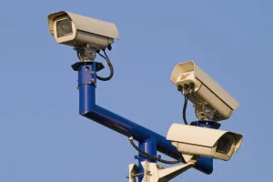 Rusia a piratat camere video civile de pe rutele logistice către Ucraina, avertizează serviciile olandeze. Tactica este folosită și în alte state NATO și UE