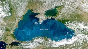 Rusia lansează o ofensivă totală pe apă: exporturile Ucrainei prin Marea Neagră au fost blocate
