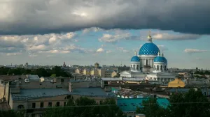 Sankt Petersburg, cu peste 5 milioane de locuitori, ar putea fi inundat din cauza unui ghețar
