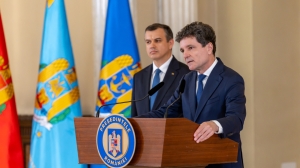 Se pregătește lista de miniștri a Guvernului Tomac. Luni încep negocierile politice
