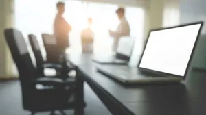 Se schimbă regulile jocului: războiul din Iran accelerează săptămâna de lucru de 4 zile
