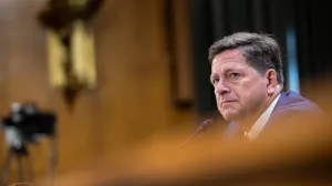 Senatul SUA a confirmat un nou șef peste toate serviciile secrete americane: Jay Clayton devine unul dintre cei mai puternici oameni din America

