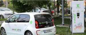 Simulare pe siteului ANRE: Un șofer de masină electrica care consumă 500 kw pe lună poate ajunge să plătească o factură medie de 5.500 lei/1.100 euro