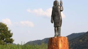 Statuia de bronz a primei doamne a SUA, Melania Trump, din orașul său natal din Slovenia, a fost furată. Polițiștii au deschis o anchetă