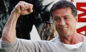 Sylvester Stallone divorțează de soția sa după 3 luni de la aniversarea nunții de argint
