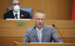 Un deputat rus propune demilitarizarea și denazificarea Moldovei!