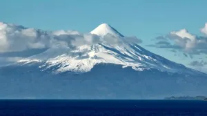 Un pixel roșu în zăpadă: Cum a rezolvat inteligența artificială misterul dispariției unui alpinist Cum a rezolvat inteligența artificială misterul dispariției unui alpinist
