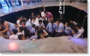 Un vortex a înghițit 25 de studenți ce dansau în timpul unei petreceri de absolvire în Peru