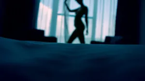 Văduva li Cotabiță administra saloane de masaj erotic unde se practica prostituția pe bandă rulantă. Matroana are 80 de ani