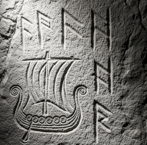 Vikingii în România: Peretele de cretă de la Basarabi-Murfatlar ascunde o dovadă că neînfricații nordici au călcat pe pământ românesc în drumul lor spre gloria Bizanțului