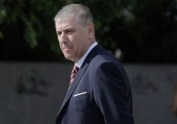 „Nemuritorul" șef al SPP Lucian Pahonțu rămâne și cu pensia și cu salariul. Le-a supraviețuit lui Băsescu și Iohannis și se simte bine și cu Nicușor Dan!
