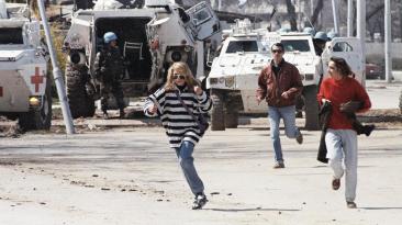 „O femeie din România a ucis 10 persoane". Misterioasa româncă din grupul „turiștilor lunetiști" care vânau civili și copii în Sarajevo