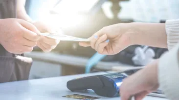 95 de milioane de euro transferate dintr-o bancă în conturile unor hoți cu ajutorul Inteligenței Artificiale