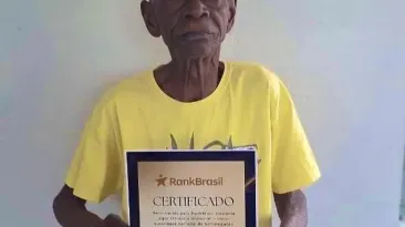 A fost găsit cel mai bătrân om din lume: Are toate viciile despre care se spune că scurtează viața. Nu ia niciun medicament
