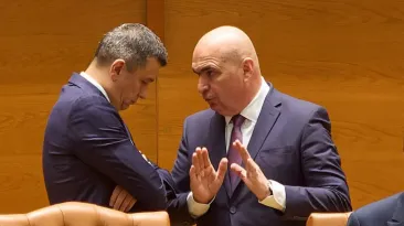 Alexandru Nazare - Varianta de premier agreată, la această oră, și de PSD, dar și de PNL. E posibil ca pe 10 august sa se ia o decizie în acest sens
