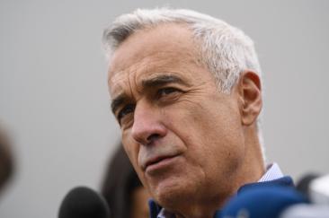 Călin Georgescu scapă de controlul judiciar. Nu mai trebuie să se prezinte periodic la poliție și poate părăsi țara
