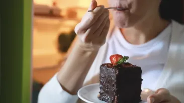 De ce nu putem face față poftei de dulce: Gradul de obezitate din România reflectă alimentația oamenilor
