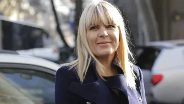 Elena Udrea susține că Siegfried Mureșan a ajuns pe lista PMP la recomandarea Elenei Băsescu și cu banii penalului „Pinalti"
