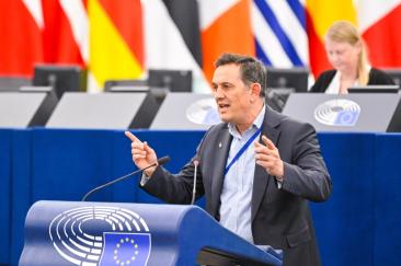 Europarlamentarul AUR Gheorghe Piperea îi dă dreptate lui Dominic Fritz: "Amendamentul e neconstituțional. I-aș spune cum să scape de sancțiune, da' nu vreau"
