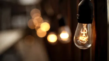 Hidroelectrica scumpește energia pentru consumatorii casnici: Se ajunge la 0,515 lei pe kilowatt-oră față de 0,45 de lei cât este acum
