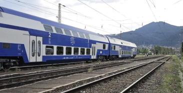 Incident grav pe calea ferată: un tren de pasageri a lovit o osie plasată intenționat pe șine. CFR investighează un posibil act de sabotaj
