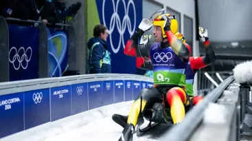 Incident la Jocurile Olimpice: un român a rupt clanța vestiarului și a blocat Germania înainte de aurul olimpic la sanie
