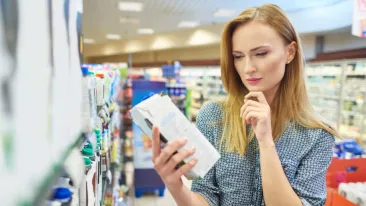 Ingredientul cancerigen care ar trebui verificat imediat pe eticheta alimentelor. Sfaturile oncologilor
