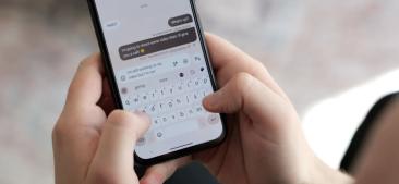 Inteligența artificială de la Google îngrijorează utilizatorii. AI-ul accesează WhatsApp și apelurile fără permisiune clară. Cum poți opri asta
