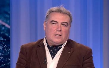 Istoricul Adrian Cioroianu trage concluzii dure după înmormântarea lui Iliescu: Este un diavol și un criminal! Nu va fi ușor, dar este vital!