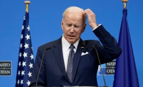 Joe Biden s-a senilizat complet: A intrebat la o întâlnire unde este o deputată care a murit în august într-un accident!